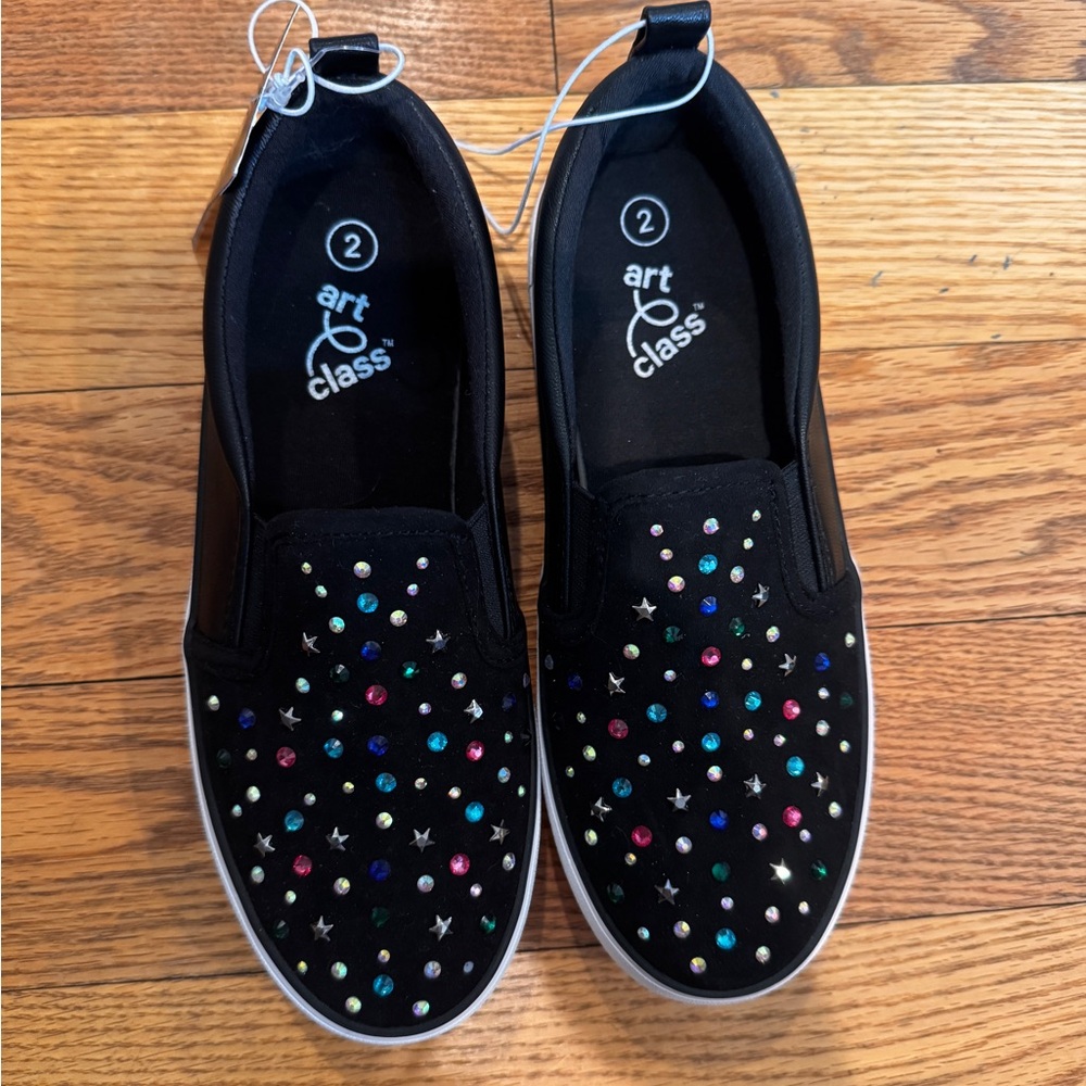 NWT Art Class Gem Shoes // Size 2